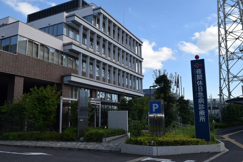 遺体が置き去りにされた船橋市夜間休日急病診療所=5日午後3時半ごろ、船橋市北本町1